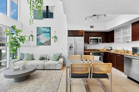 41 SE 5th Street Miami FL 33131