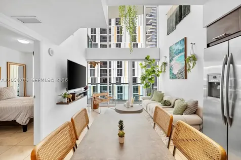41 SE 5th Street Miami FL 33131