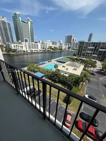 600 Parkview Drive Hallandale Beach FL 33009