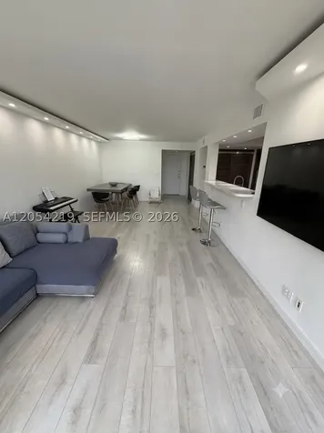 600 Parkview Drive Hallandale Beach FL 33009