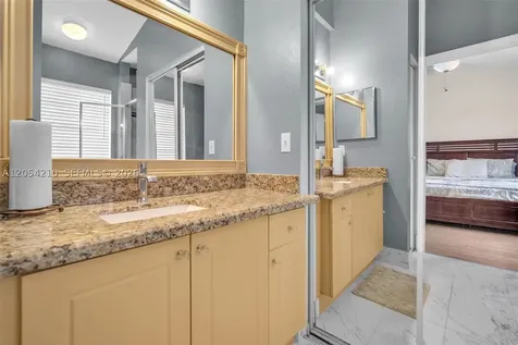 2282 SW 87th Terrace Miramar FL 33025