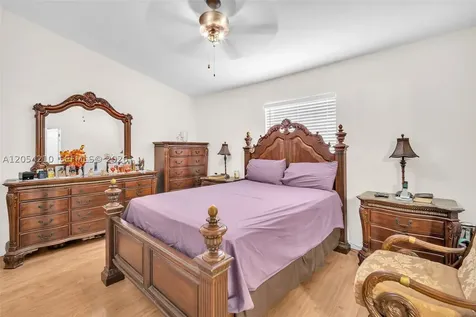 2282 SW 87th Terrace Miramar FL 33025