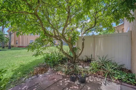 2282 SW 87th Terrace Miramar FL 33025