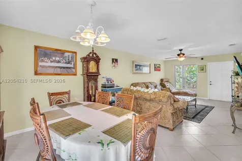 2282 SW 87th Terrace Miramar FL 33025