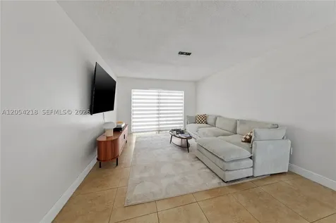 11336 SW 69th Terrace Miami FL 33173