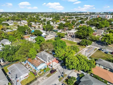 1829 NW 62nd Terrace Miami FL 33147