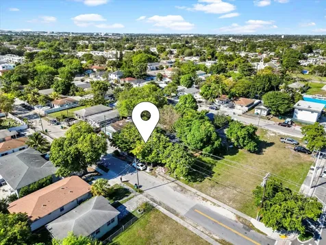 1829 NW 62nd Terrace Miami FL 33147