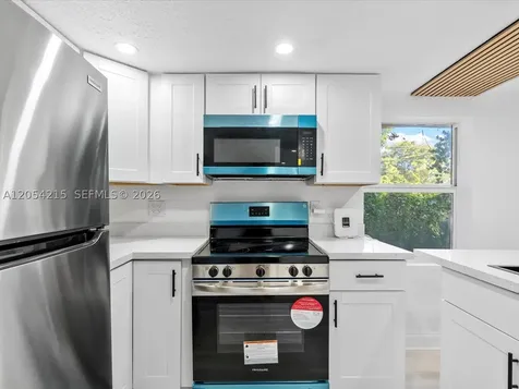 1829 NW 62nd Terrace Miami FL 33147