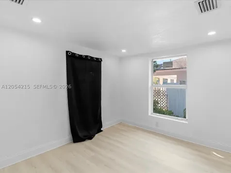 1829 NW 62nd Terrace Miami FL 33147