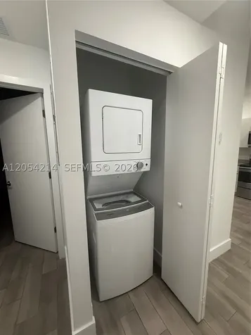 486 E 30th Street Hialeah FL 33013