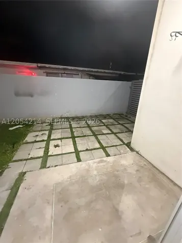 486 E 30th Street Hialeah FL 33013