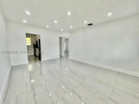 917 NW 103rd Street Miami FL 33150