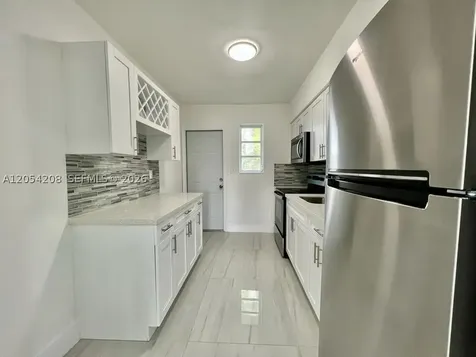 917 NW 103rd Street Miami FL 33150