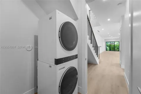 2735 SW 23rd Terrace Miami FL 33145
