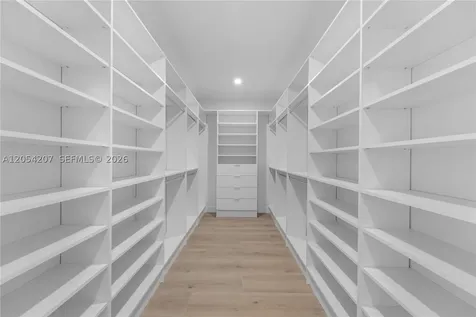 2735 SW 23rd Terrace Miami FL 33145