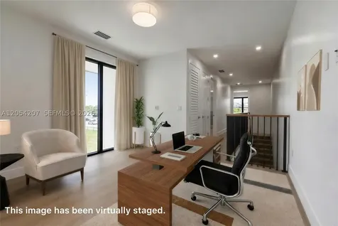 2735 SW 23rd Terrace Miami FL 33145