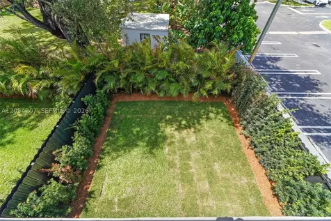 2735 SW 23rd Terrace Miami FL 33145