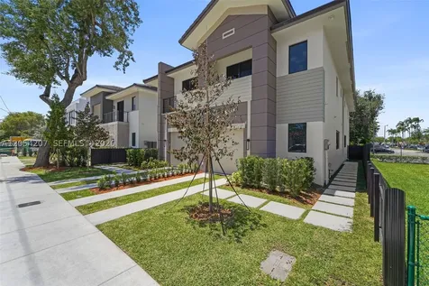 2735 SW 23rd Terrace Miami FL 33145