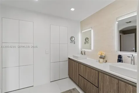 5115 NW 116th Avenue Doral FL 33178