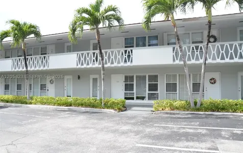 35 Edgewater Drive Coral Gables FL 33133