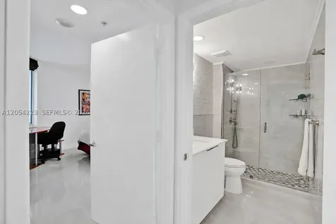 335 S Biscayne Boulevard Miami FL 33131