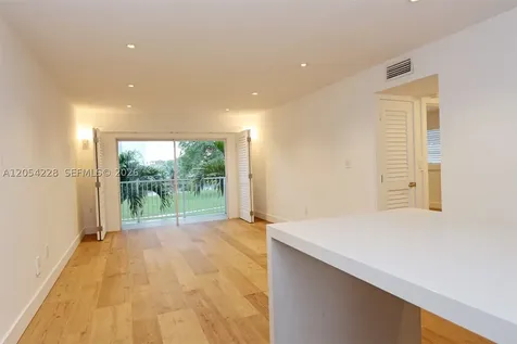 7570 SW 82nd Street Miami FL 33143
