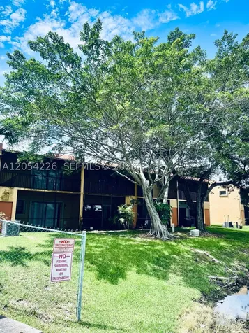 4613 NW 91st Avenue Sunrise FL 33351