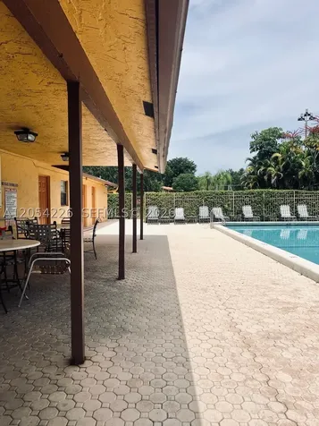 4613 NW 91st Avenue Sunrise FL 33351