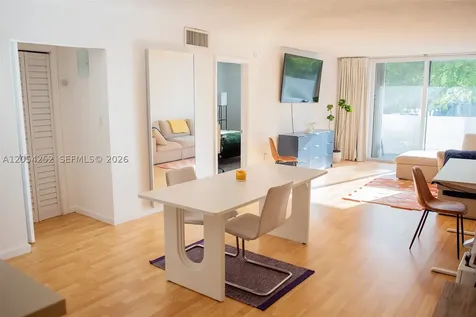 1045 10th Street Miami Beach FL 33139