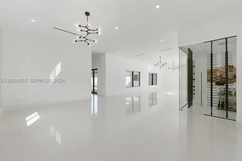 10005 SW 66th Street Miami FL 33173