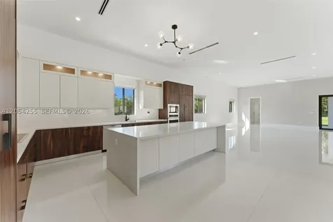 10005 SW 66th Street Miami FL 33173