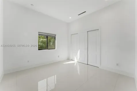 10005 SW 66th Street Miami FL 33173