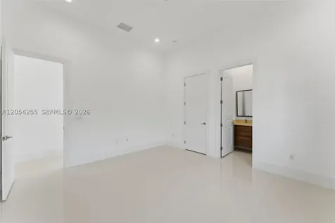 10005 SW 66th Street Miami FL 33173