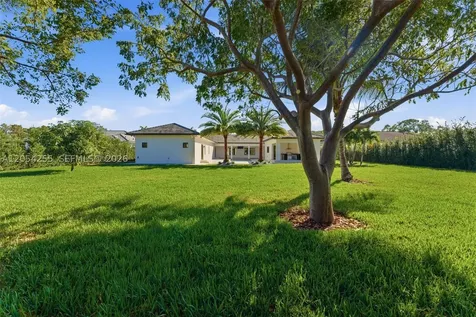 10005 SW 66th Street Miami FL 33173