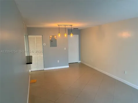 9711 Fontainebleau Boulevard Miami FL 33172