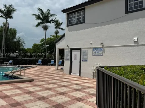9711 Fontainebleau Boulevard Miami FL 33172