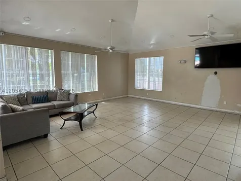9711 Fontainebleau Boulevard Miami FL 33172