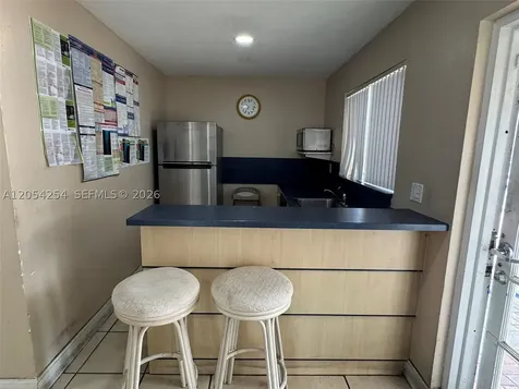 9711 Fontainebleau Boulevard Miami FL 33172