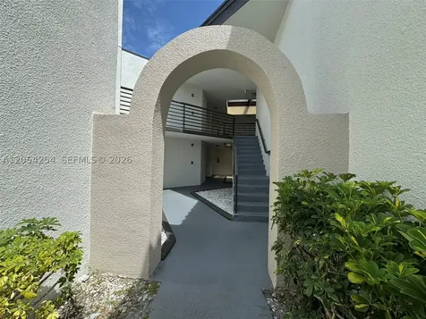 9711 Fontainebleau Boulevard Miami FL 33172