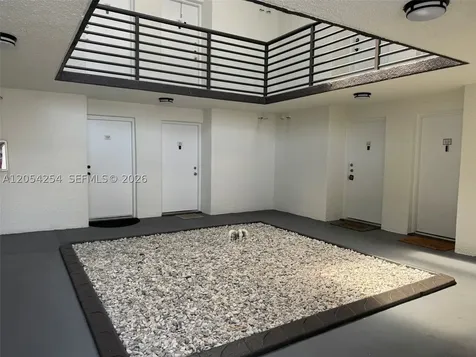 9711 Fontainebleau Boulevard Miami FL 33172