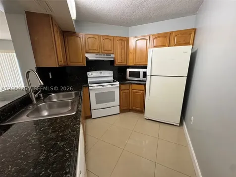 9711 Fontainebleau Boulevard Miami FL 33172