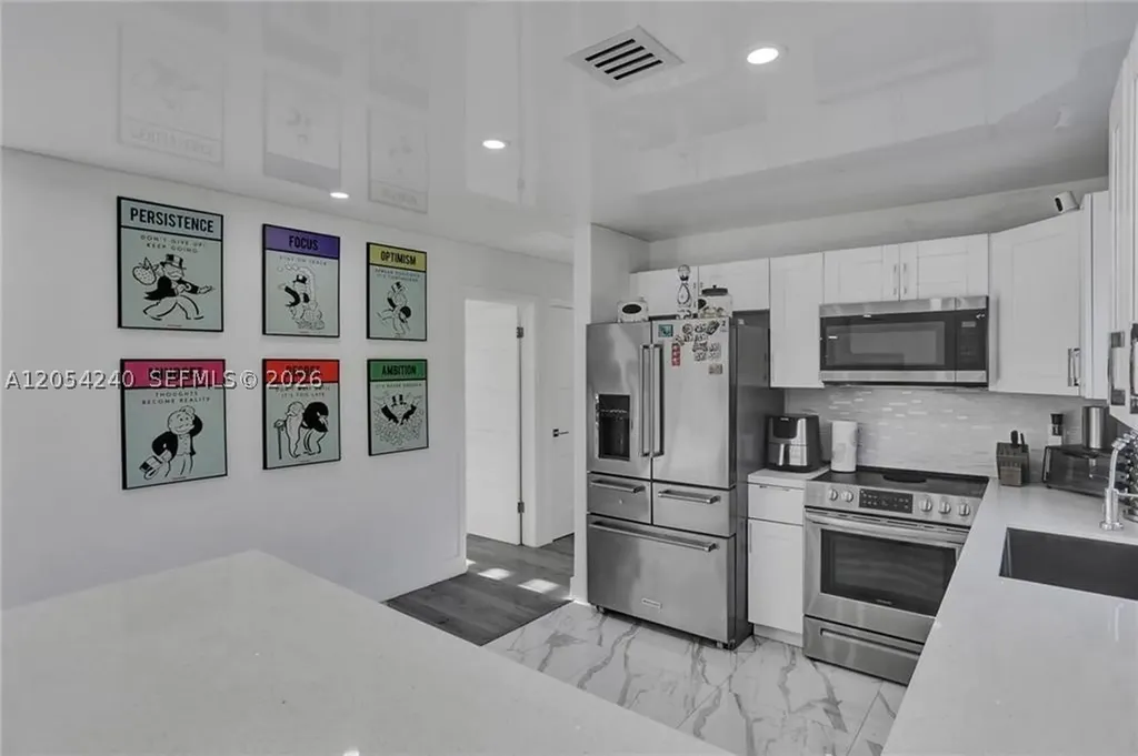 1500 N Park Road Hollywood FL 33021