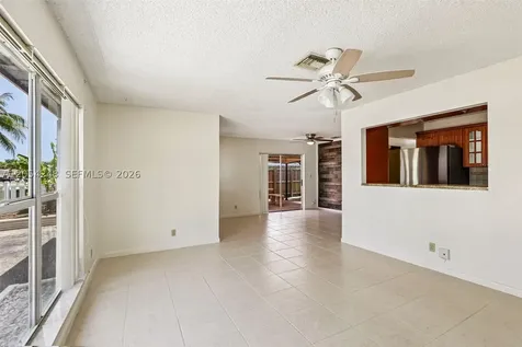 375 SW 61st Terrace Margate FL 33068