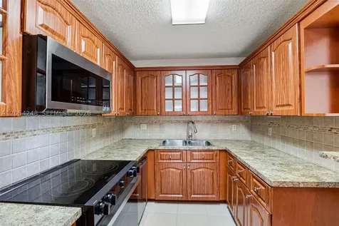 375 SW 61st Terrace Margate FL 33068