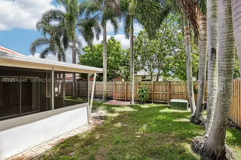 375 SW 61st Terrace Margate FL 33068