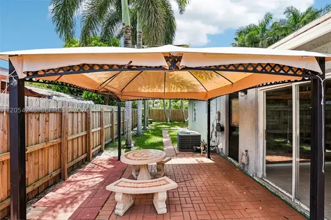 375 SW 61st Terrace Margate FL 33068