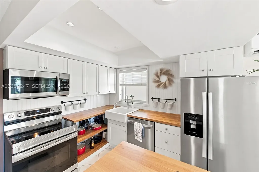 3216 SE 12th Street Pompano Beach FL 33062