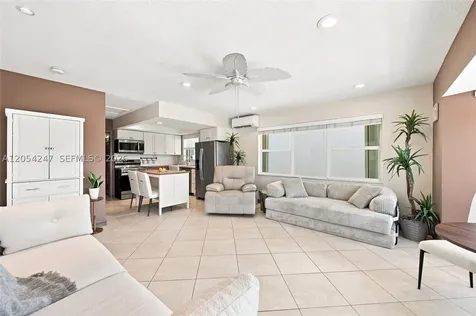 3216 SE 12th Street Pompano Beach FL 33062
