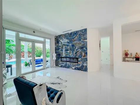 11929 SW 72 Terrace Miami FL 33183