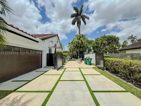 11929 SW 72 Terrace Miami FL 33183